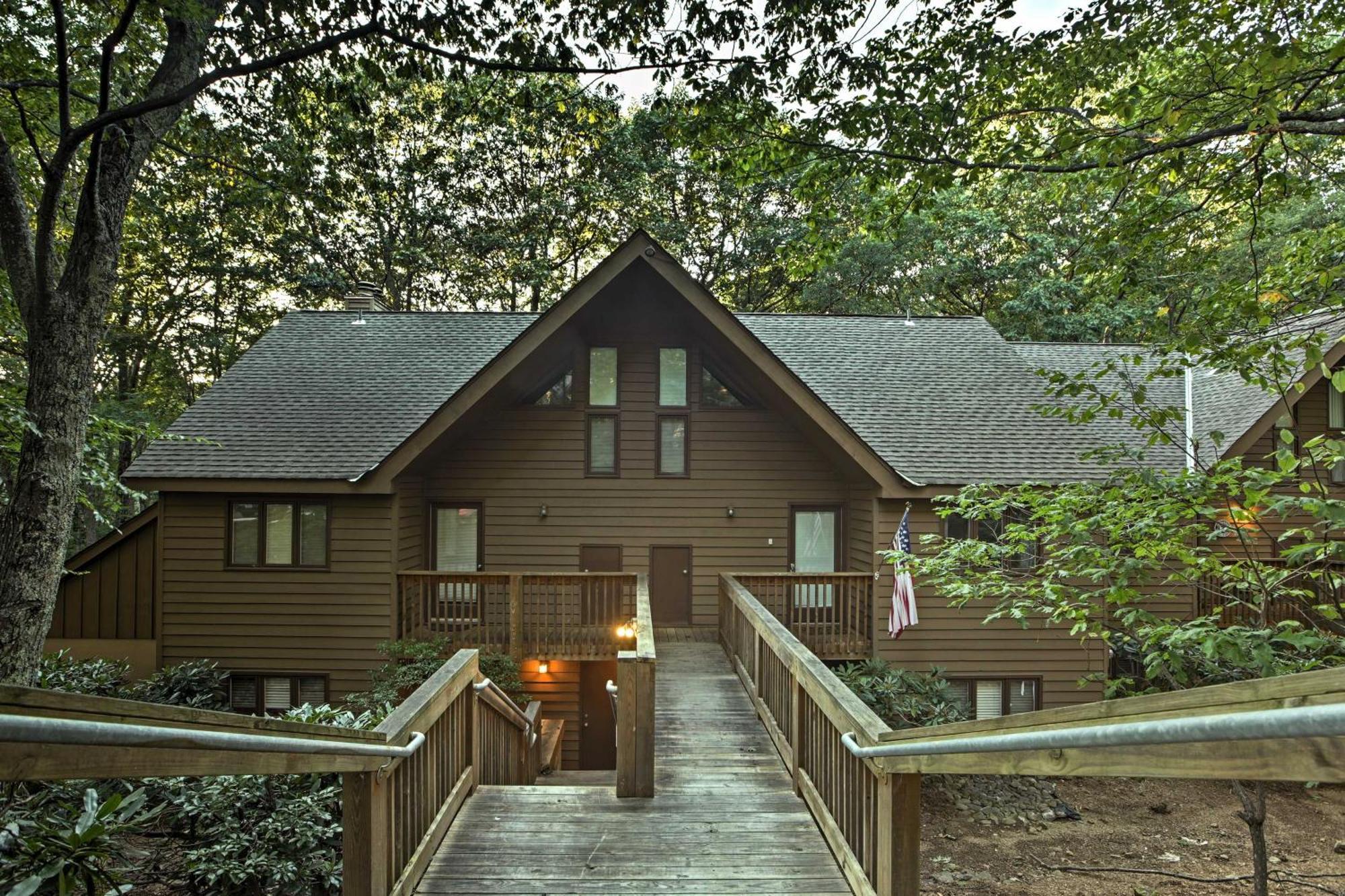 Wintergreen Resort Mountain Condo With Pool Access! Lyndhurst Екстериор снимка